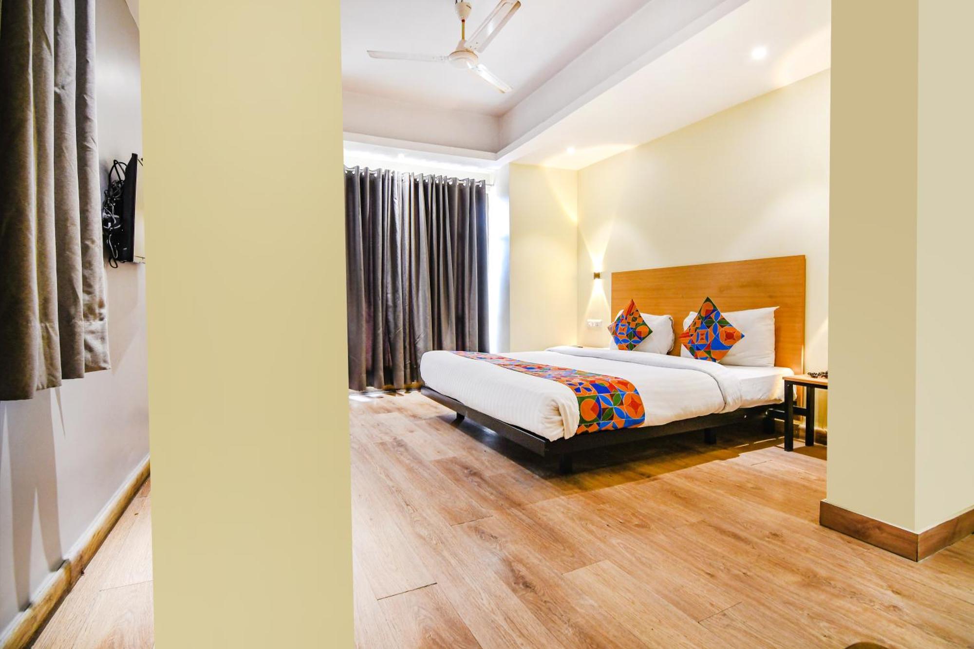Super Townhouse Suncitel Near Kolkata Airport Hotel Dum Dum Exterior photo