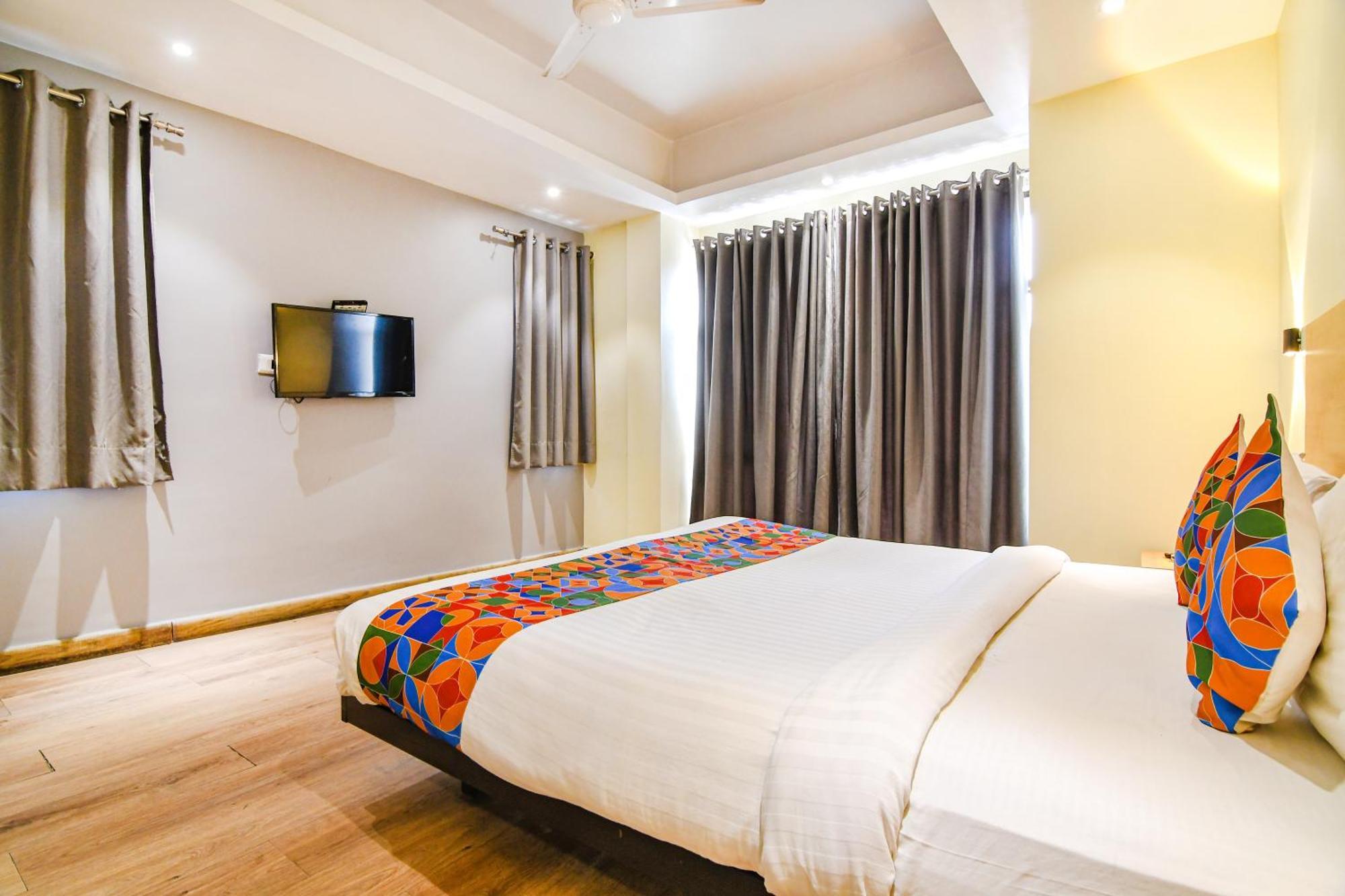 Super Townhouse Suncitel Near Kolkata Airport Hotel Dum Dum Exterior photo