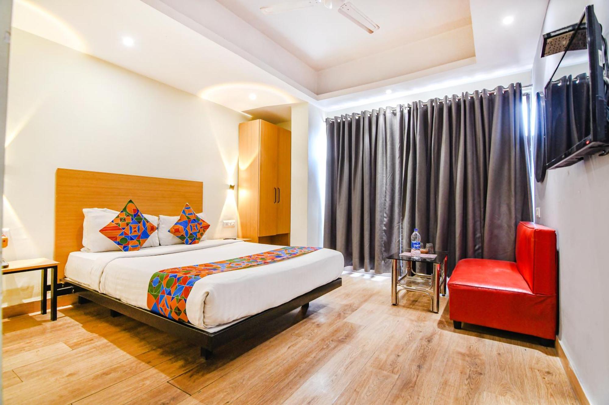 Super Townhouse Suncitel Near Kolkata Airport Hotel Dum Dum Exterior photo
