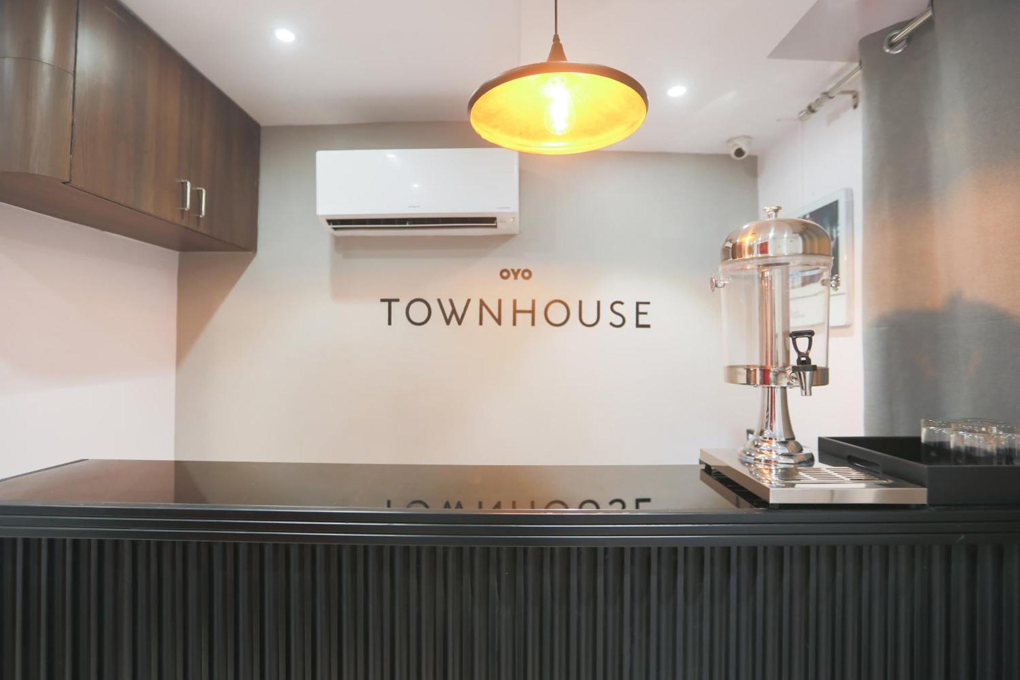 Super Townhouse Suncitel Near Kolkata Airport Hotel Dum Dum Exterior photo