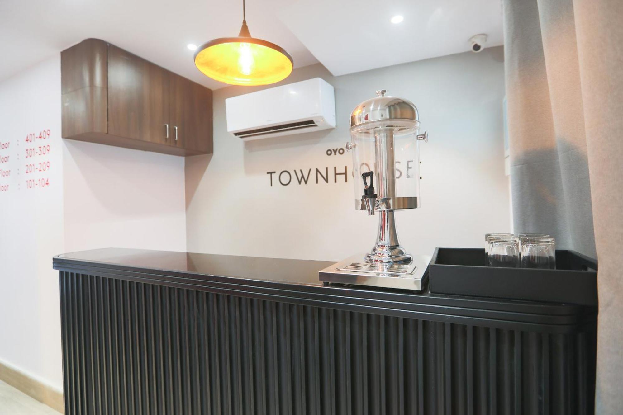 Super Townhouse Suncitel Near Kolkata Airport Hotel Dum Dum Exterior photo